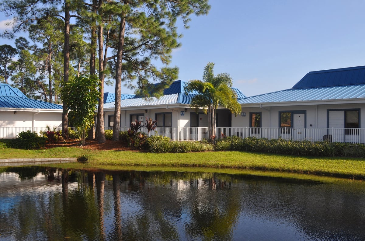 Centergate Exterior 01a